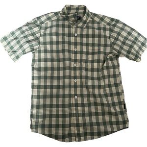 Men’s Patagonia Plaid Short Sleeve Button Down Shirt Small Staining On Pocket